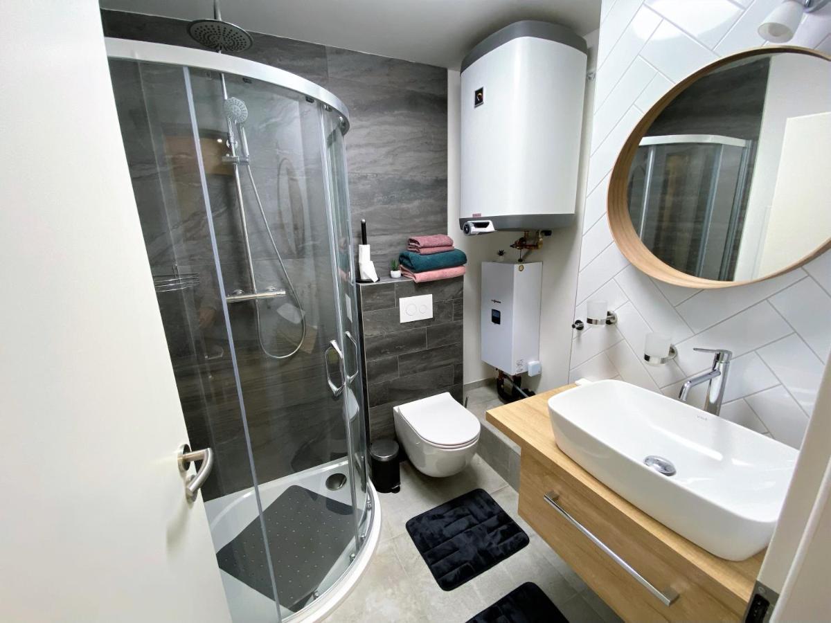 Miky Apartman Klinovec View Loucna pod Klinovcem Luaran gambar